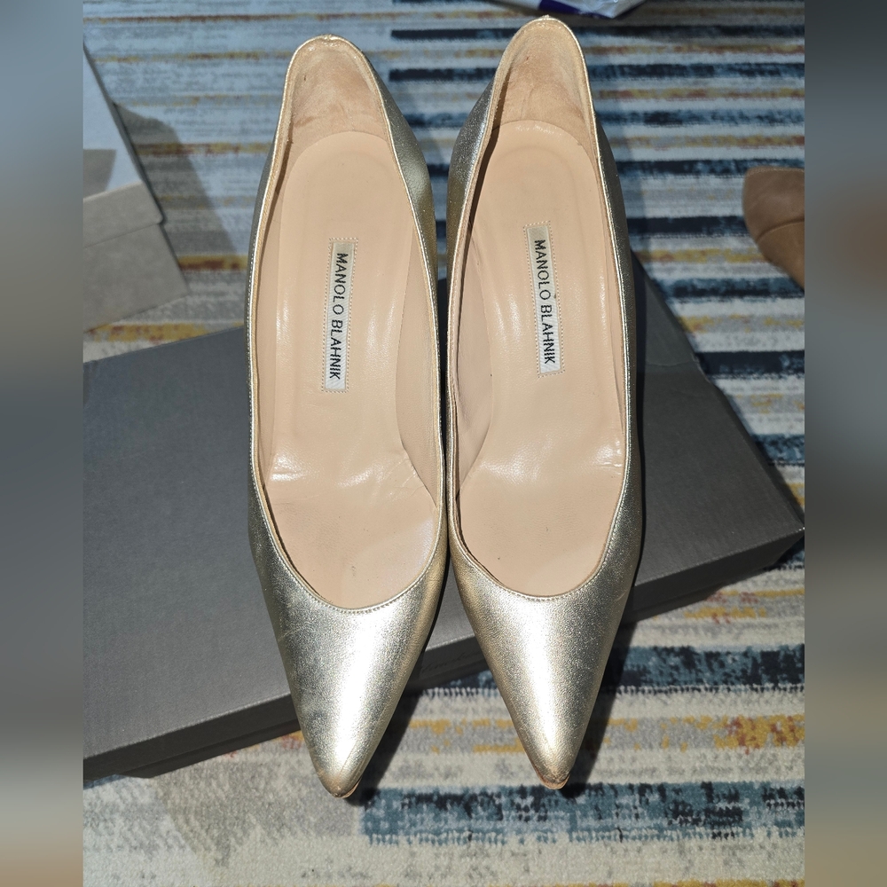 Manolo Blahnik Shoes Size 37 - Picture 2 of 6